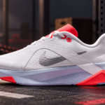 Tênis Nike Hybrid RN desenvolvido para treinos que combinam corrida e exercícios de força.